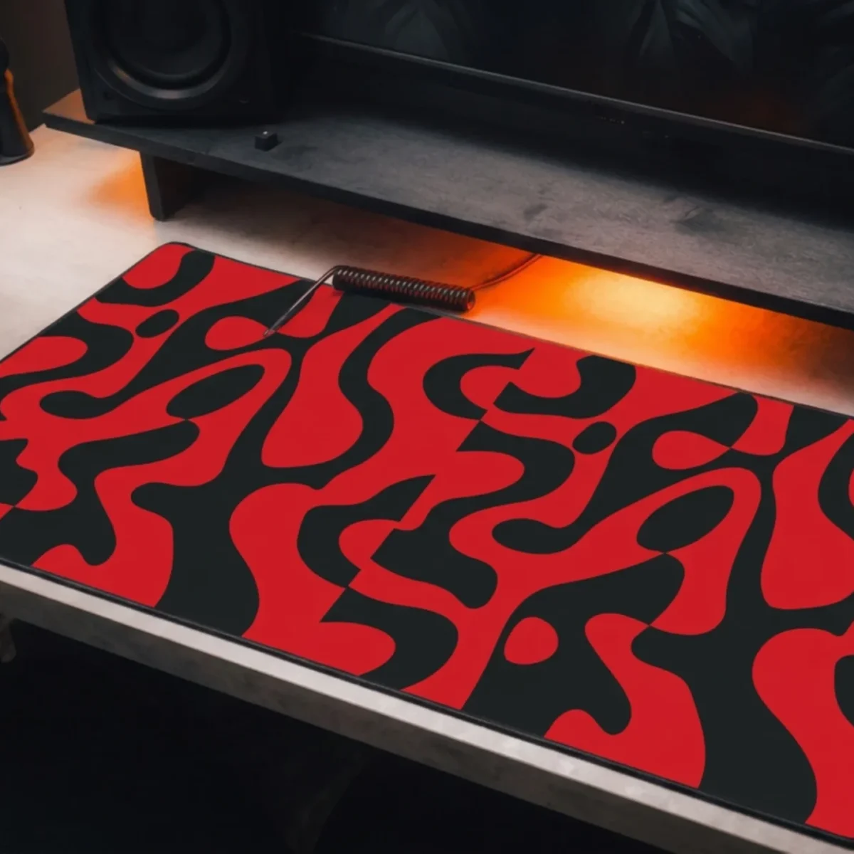 STATIC MAZE — Abstract Desk Mat